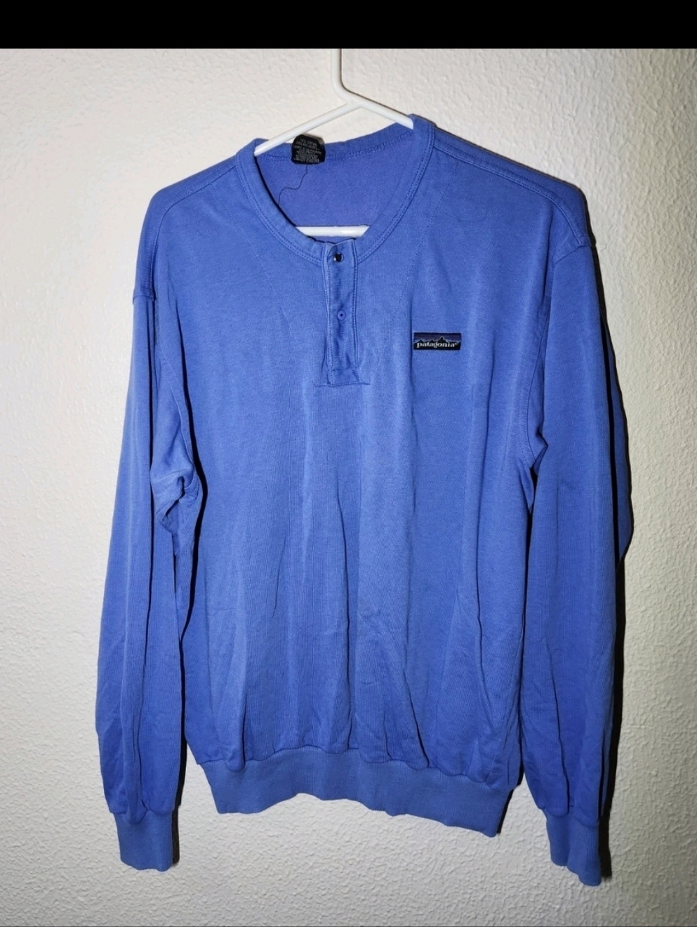 Vintage 1980s Patagonia Women's M Henley Spellout Distressed Blue Sweatshirt